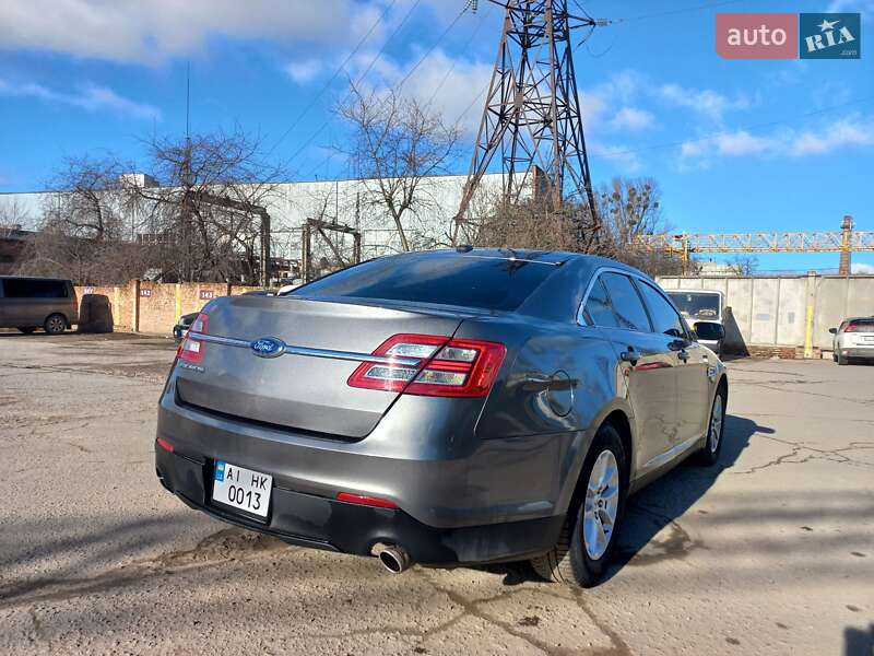 Седан Ford Taurus 2014 в Белой Церкви