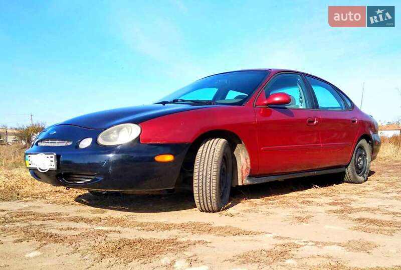 Седан Ford Taurus 1997 в Ивановке