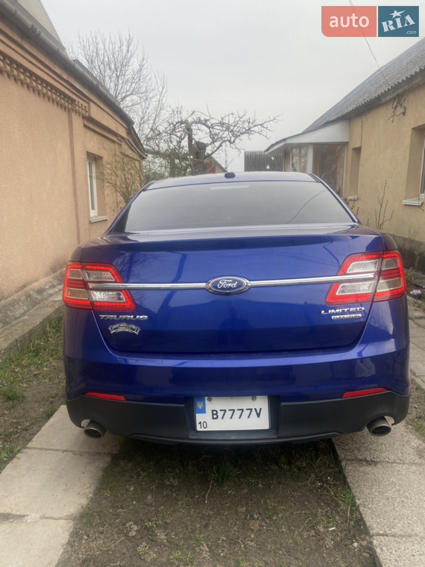 2013 Ford Taurus - мініатюра 5