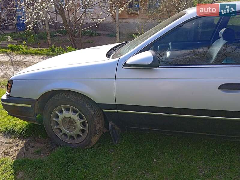 Седан Ford Taurus 1990 в Соленом фото 4 Седан Ford Taurus 1990 в Соленом