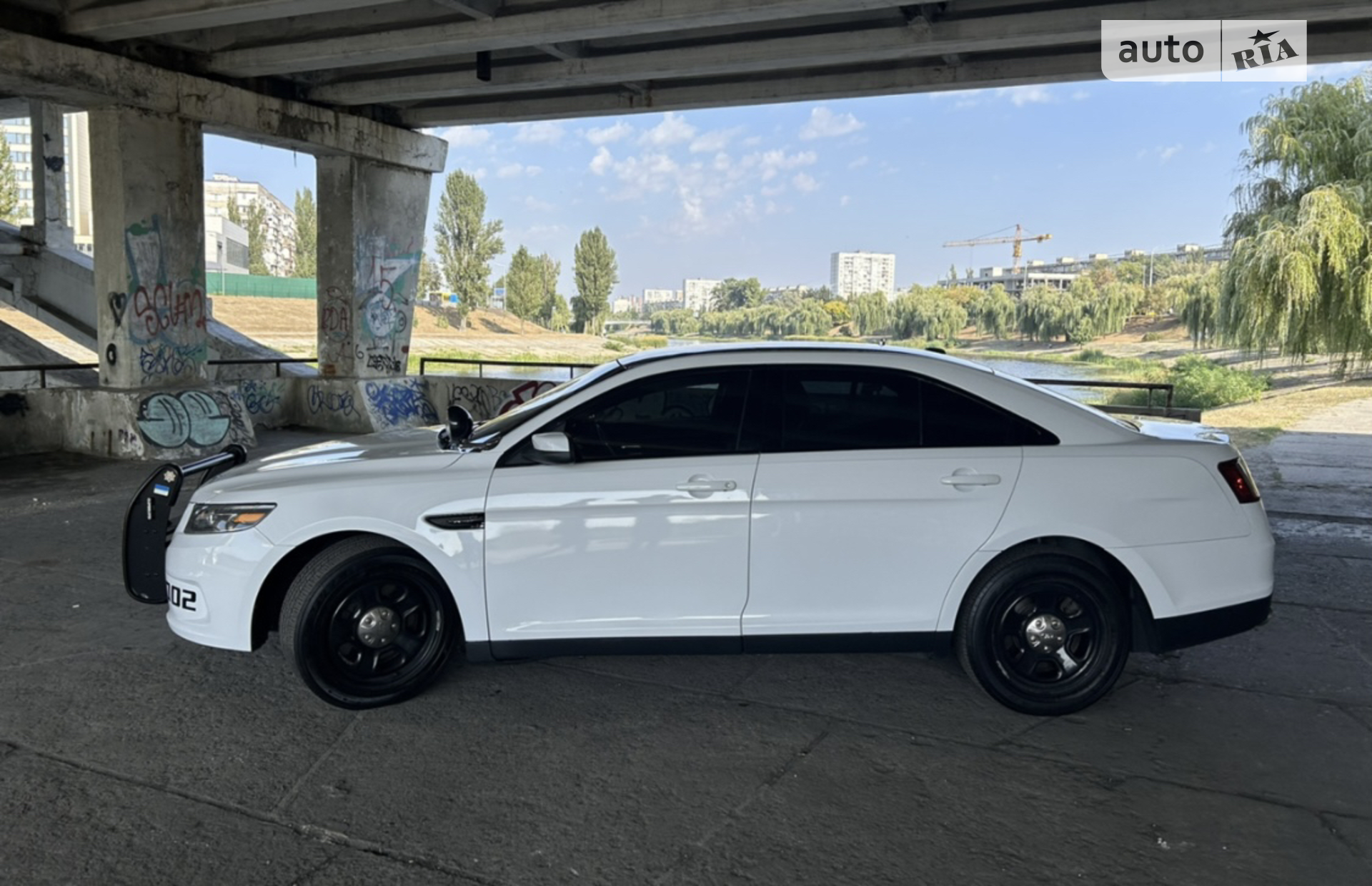 2017 Ford Taurus - мініатюра 5