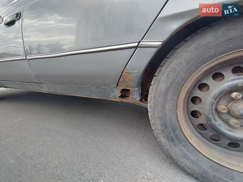 Універсал Ford Taurus 1990 в Києві