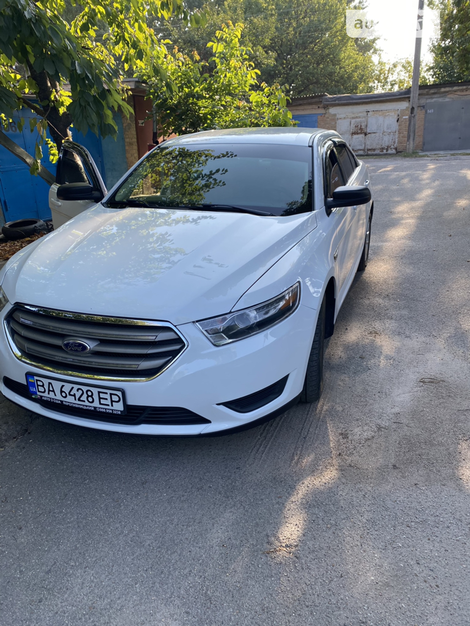 2015 Ford Taurus - мініатюра 20