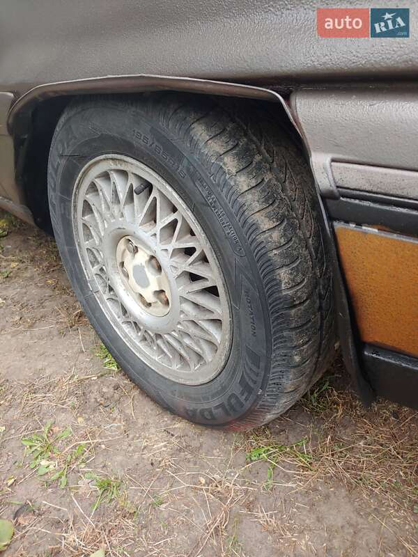 Универсал Ford Taurus 1988 в Запорожье