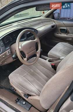 Седан Ford Taurus 1995 в Киеве