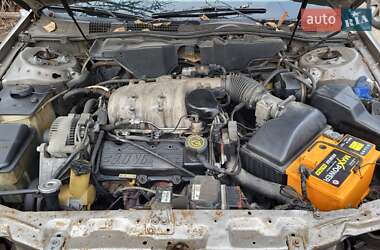 Седан Ford Taurus 1995 в Киеве