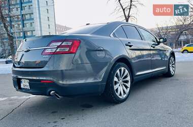 Седан Ford Taurus 2015 в Києві