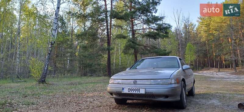 Седан Ford Taurus 1990 в Носовке