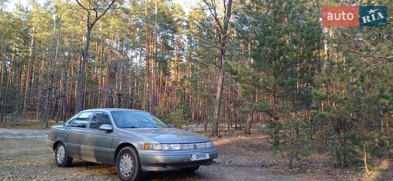 Седан Ford Taurus 1990 в Носовке