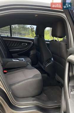 Седан Ford Taurus 2017 в 