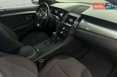 Седан Ford Taurus 2014 в 