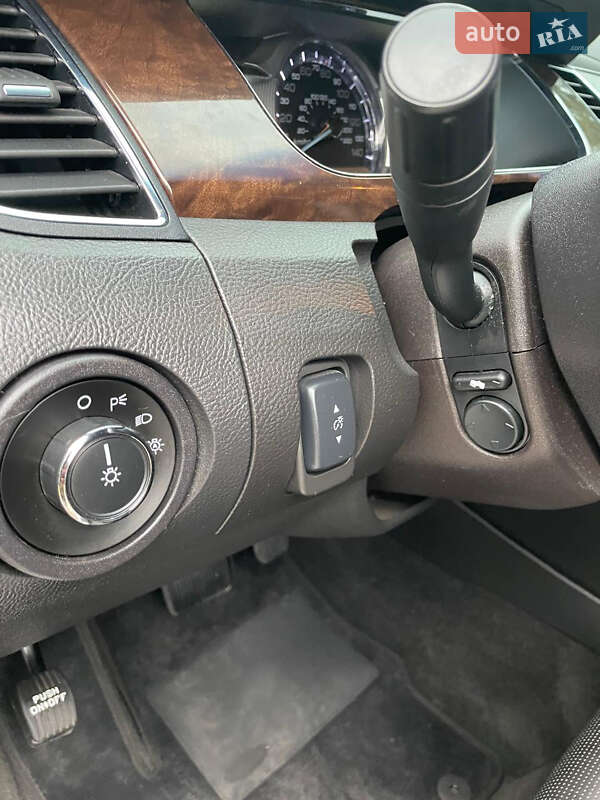 Седан Ford Taurus 2018 в Ровно