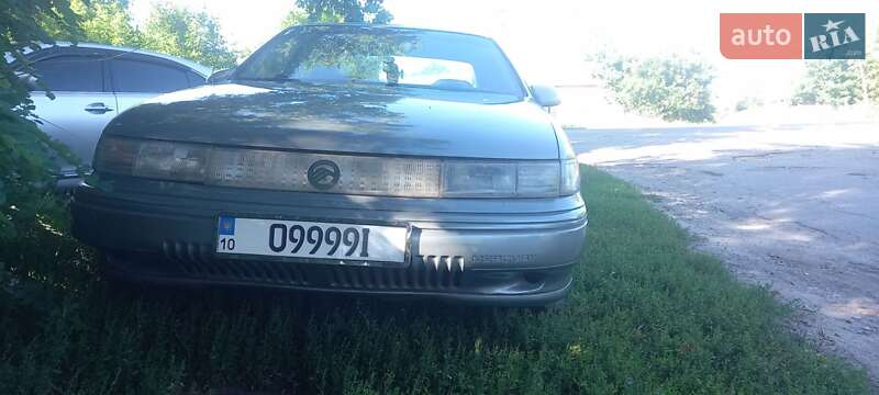 Седан Ford Taurus 1990 в Носовке