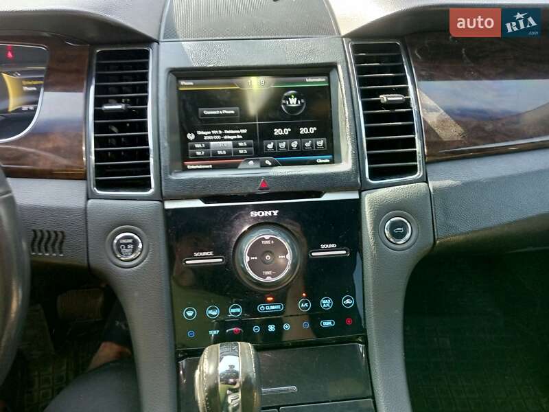 Седан Ford Taurus 2014 в Фастове