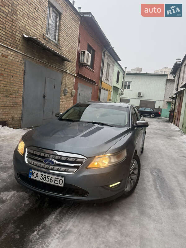 Седан Ford Taurus 2009 в Киеве