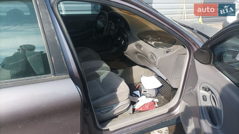 Седан Ford Taurus 1996 в Виннице