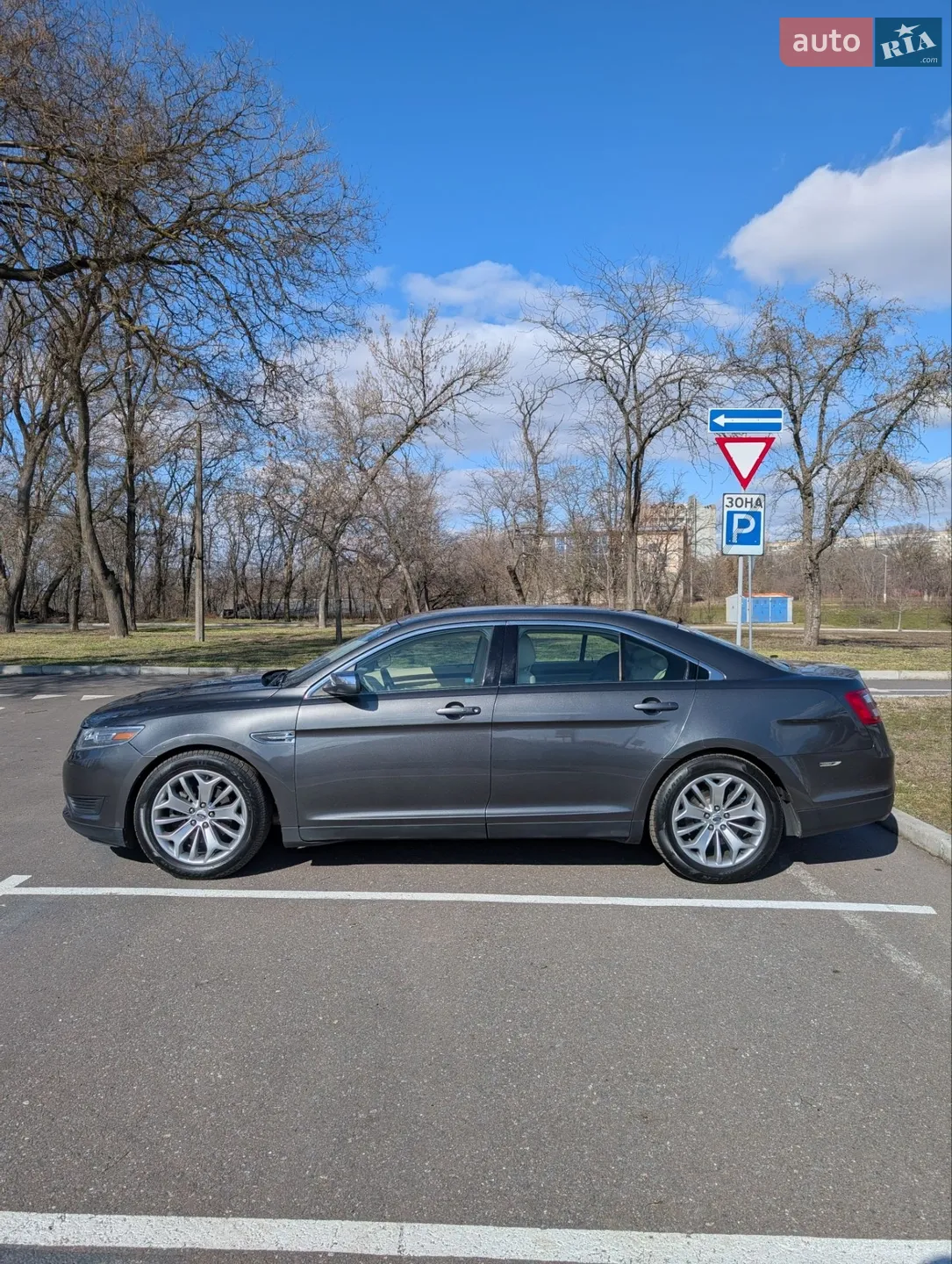 2017 Ford Taurus - мініатюра 4