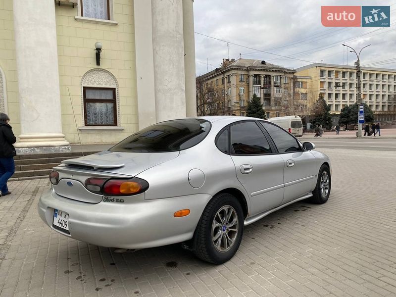 Седан Ford Taurus 1996 в Запоріжжі