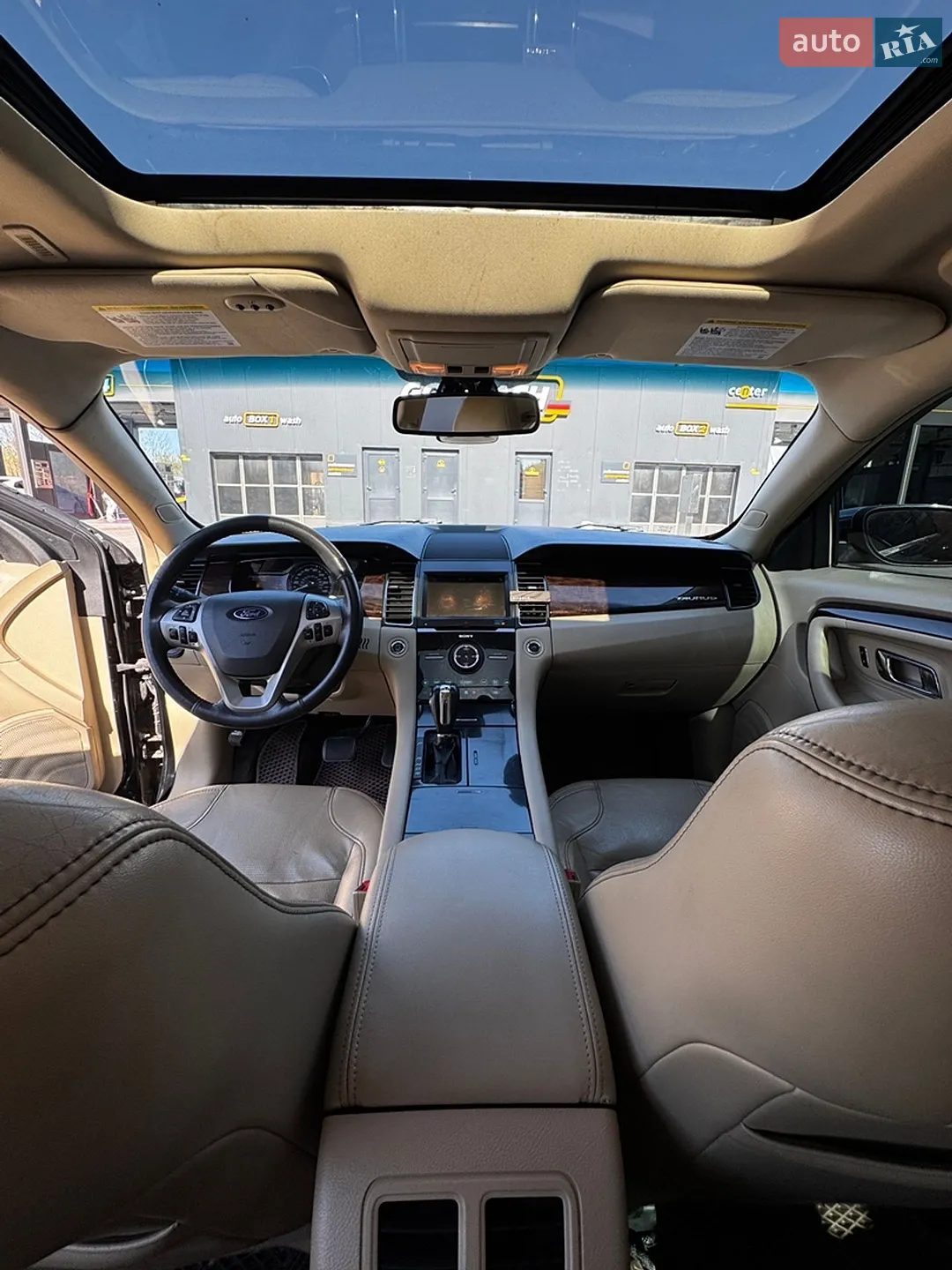 2017 Ford Taurus - мініатюра 44