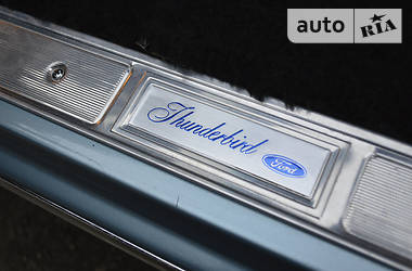 Купе Ford Thunderbird 1973 в 