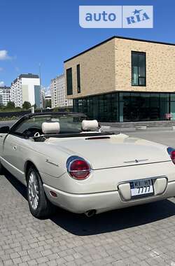 Кабриолет Ford Thunderbird 2005 в 