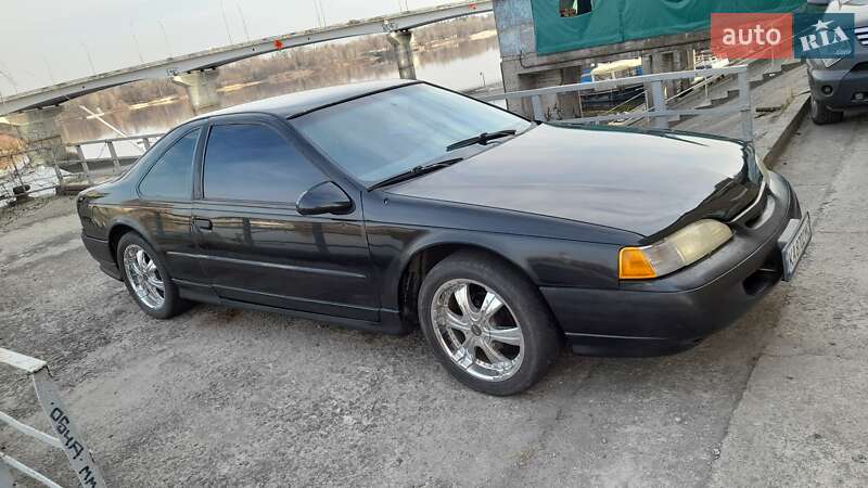 Купе Ford Thunderbird 1992 в Києві
