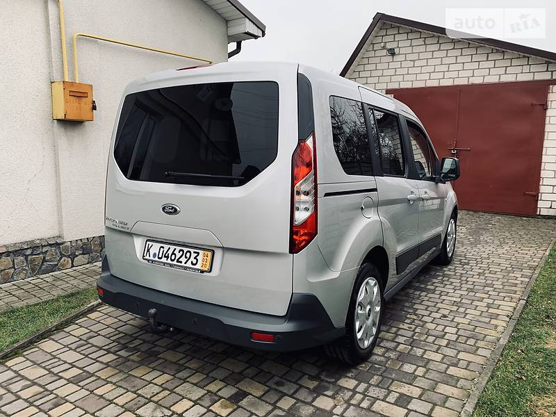 Універсал Ford Tourneo Connect 2014 в Луцьку