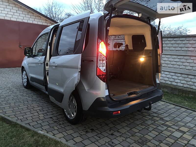 Універсал Ford Tourneo Connect 2014 в Луцьку