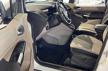 Минивэн Ford Tourneo Connect 2016 в 