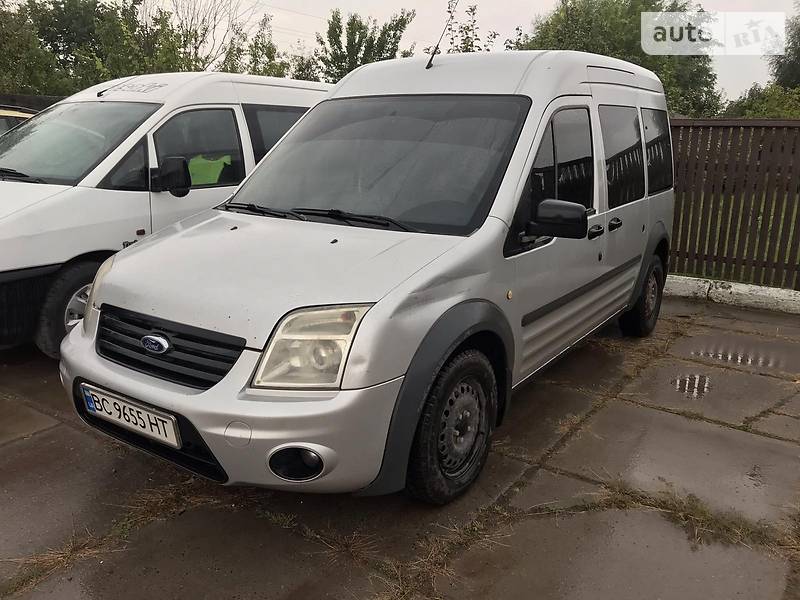 Минивэн Ford Tourneo Connect 2010 в 