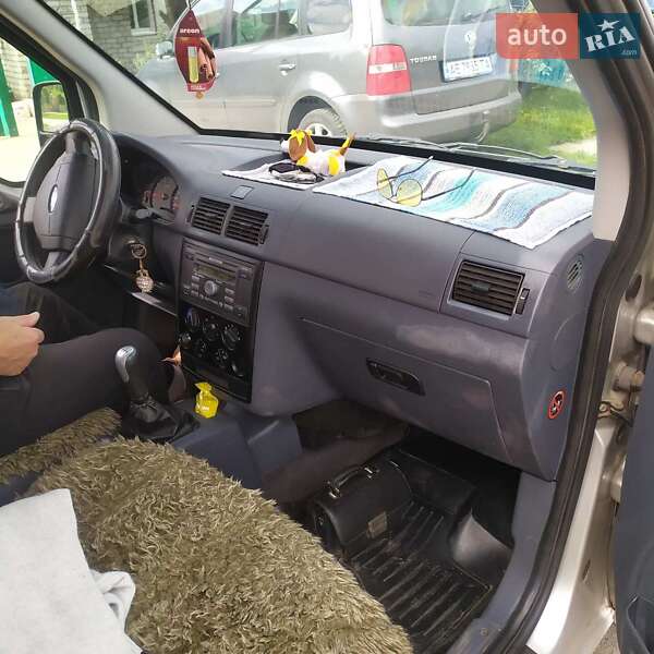 Пікап Ford Tourneo Connect 2008 в Новомосковську