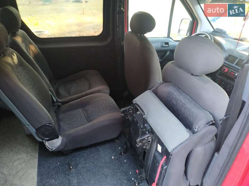 Минивэн Ford Tourneo Connect 2006 в Валках