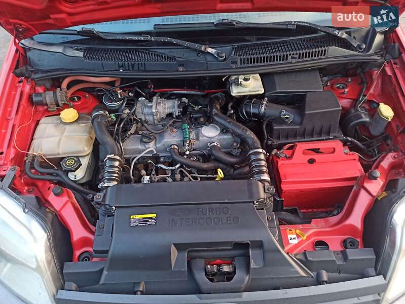 Минивэн Ford Tourneo Connect 2006 в Валках