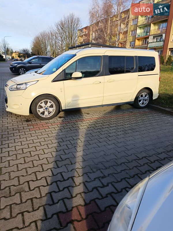 Микровэн Ford Tourneo Connect 2017 в Калуше