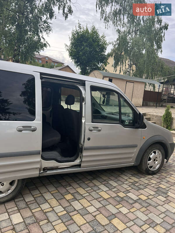 Минивэн Ford Tourneo Connect 2004 в Черновцах