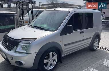 Мінівен Ford Tourneo Connect 2010 в Чернівцях