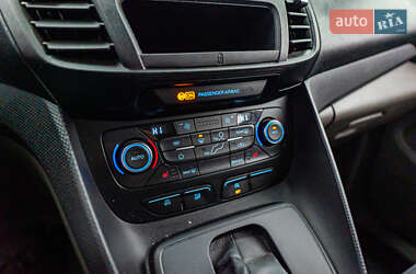 Минивэн Ford Tourneo Connect 2019 в 
