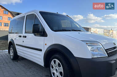 Минивэн Ford Tourneo Connect 2004 в Калуше