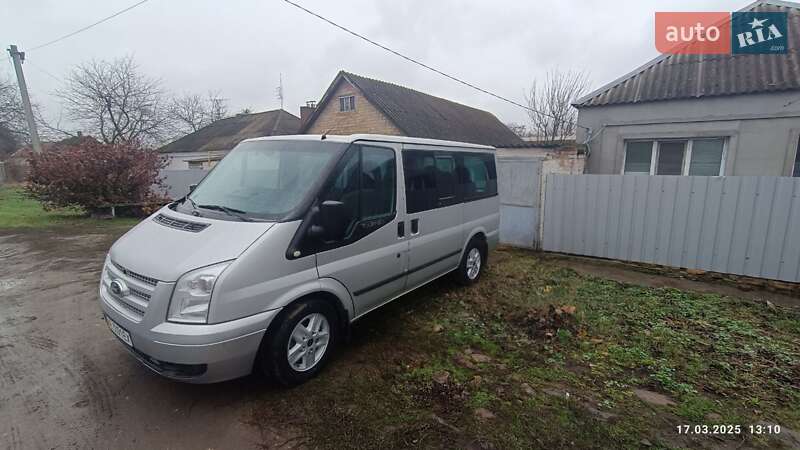 Минивэн Ford Tourneo Connect 2013 в Синельниково