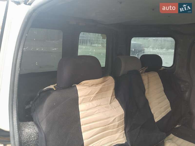 Мінівен Ford Tourneo Connect 2005 в Києві фото 3 Мінівен Ford Tourneo Connect 2005 в Києві