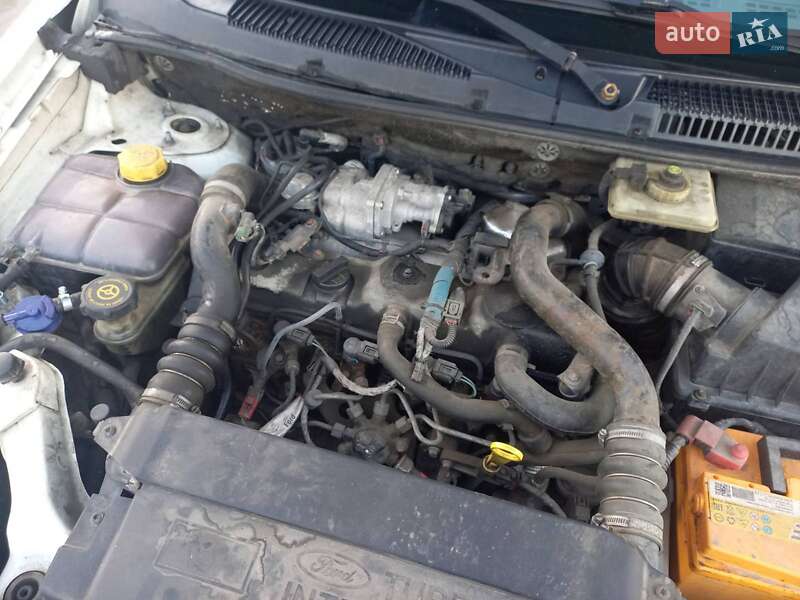 Минивэн Ford Tourneo Connect 2007 в Калуше