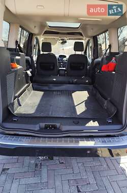 Минивэн Ford Tourneo Connect 2014 в 