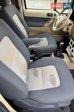 Минивэн Ford Tourneo Connect 2007 в 