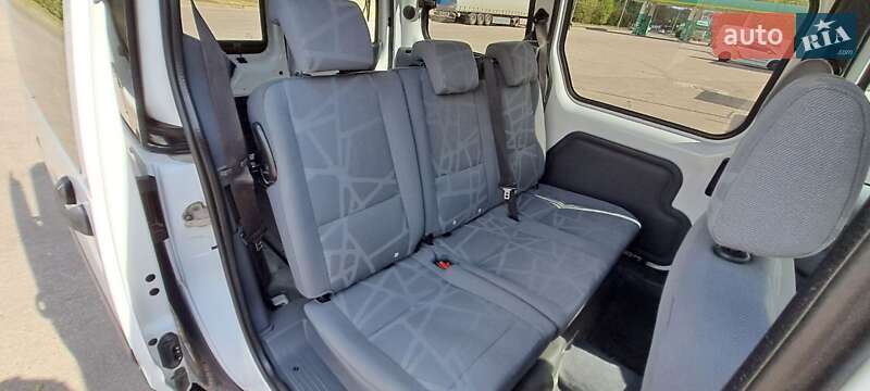 Минивэн Ford Tourneo Connect 2009 в Харькове