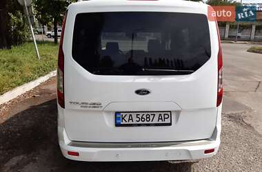 Минивэн Ford Tourneo Connect 2015 в 