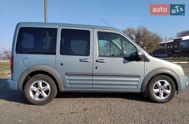 Минивэн Ford Tourneo Connect 2010 в 