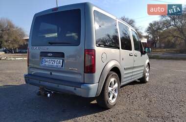 Минивэн Ford Tourneo Connect 2010 в 