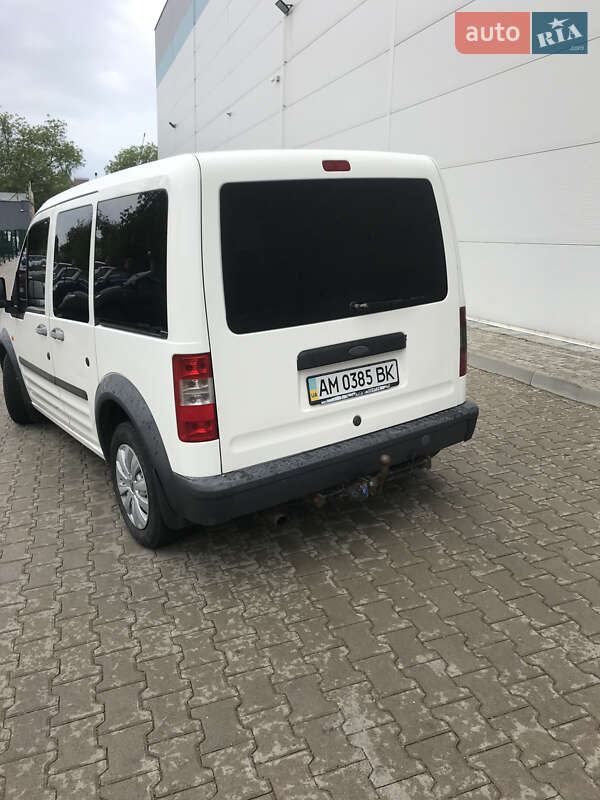 Минивэн Ford Tourneo Connect 2006 в Киеве