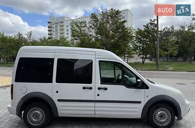 Минивэн Ford Tourneo Connect 2012 в 