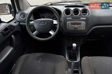 Минивэн Ford Tourneo Connect 2012 в 